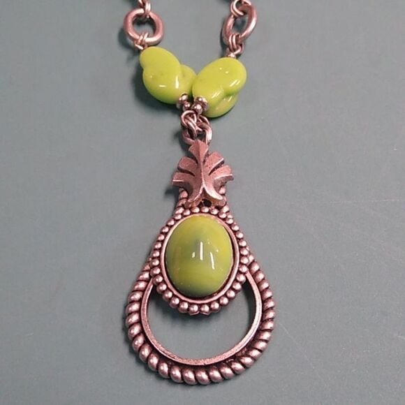 Ann Cichon Signed Green Cabochon Silver Tone Metal Green Beads Cottagecore - Picture 7 of 10